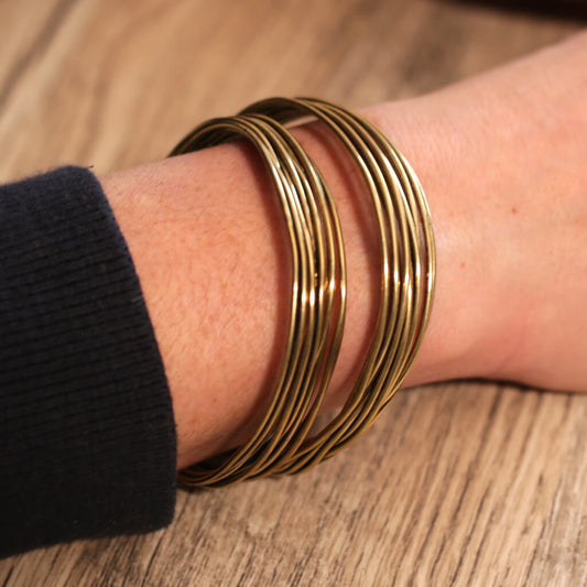 Handgefertigter Messingschmuck aus Jaipur – hypoallergen und stilvoll